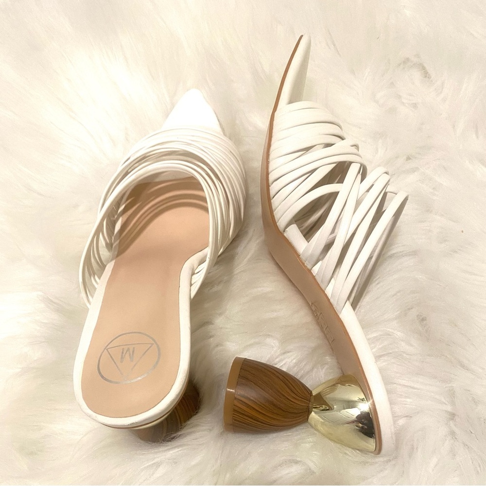 Sandal shoes